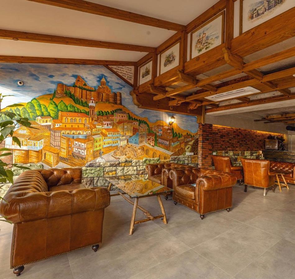Ivy Hotel ティビリシ エクステリア 写真