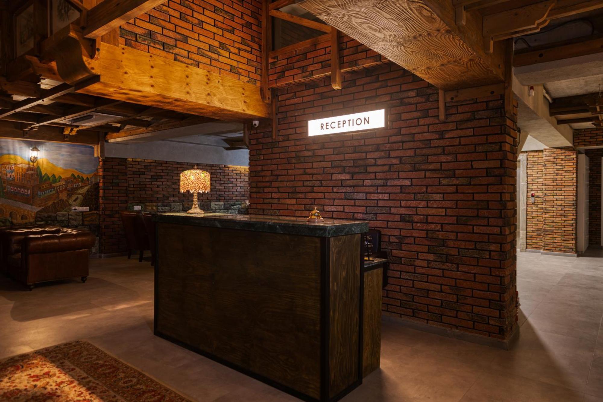Ivy Hotel ティビリシ エクステリア 写真